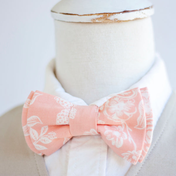 Boy's Bow Tie / Peach Toile