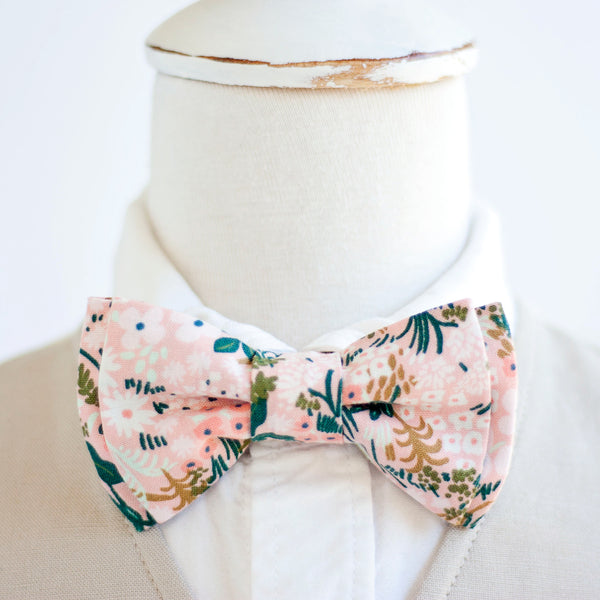Boy's Necktie / Meadow In Pink