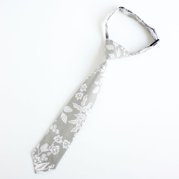 Boy's Necktie / Grey Toile