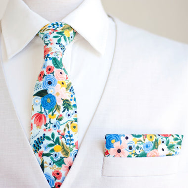 Men's Necktie / Petite Garden Party In Blue