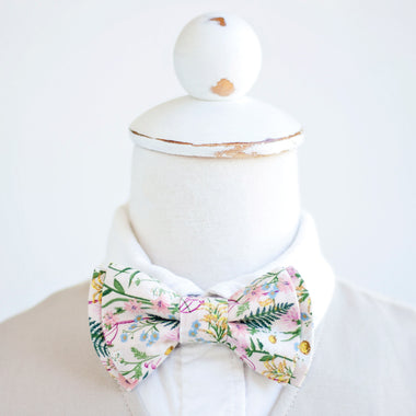 Boy's Bow Tie / Wildflowers In Pink