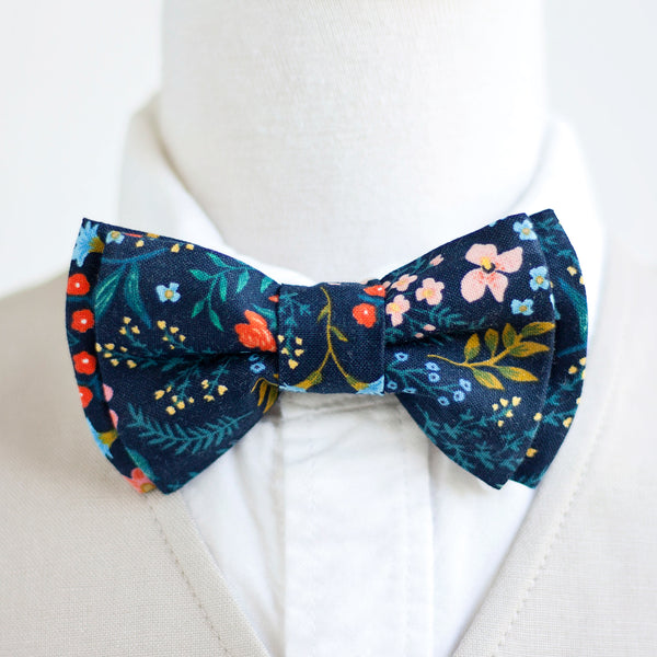 Boy's Pocket Square / Navy Metallic Floral